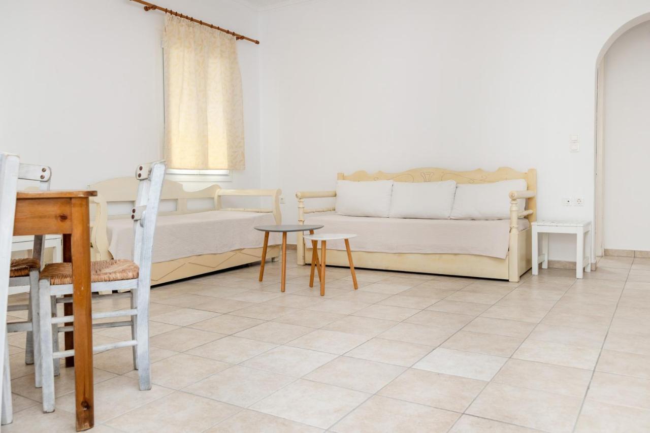 Depis Economy Apartments Naxos City Eksteriør bilde